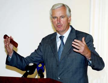 Καλά στην υγεία τους είναι οι δύο Γάλλοι όμηροι στο Ιράκ, διαβεβαιώνει ο Γάλλος ΥΠΕΞ