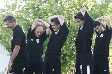 Εισβολή 50 οπαδών στην προπόνηση του ΠΑΟΚ με «θύμα» τον φροντιστή