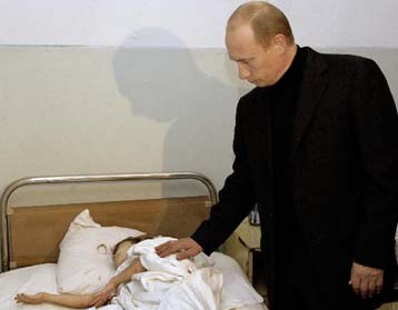 «Πυρά» ρωσικού και διεθνούς Τύπου κατά Κρεμλίνου για το χειρισμό της κρίσης στο Μπεσλάν