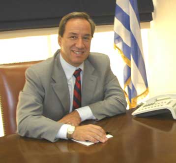 Ποιες αλλαγές προωθεί τον Οκτώβριο η κυβέρνηση στους φόρους μισθωτών και συνταξιούχων