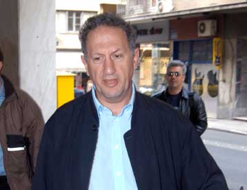 Ο Κ.Σημίτης αυτονόητη επιλογή για την προεδρία της Δημοκρατίας, λέει ο Κ.Σκανδαλίδης