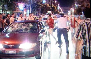 Αποδοκιμάζει η κυβέρνηση τα επεισόδια κατά Αλβανών – Αποστάσεις από Ψωμιάδη