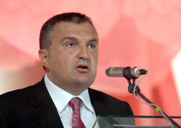 Χάνει την κοινοβουλευτική πλειοψηφία το Σοσιαλιστικό Κόμμα του Αλβανού πρωθυπουργού