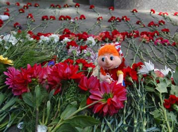 Παραιτήθηκε ο αρχισυντάκτης της Ιζβέστια για την κάλυψη της τραγωδίας στη Β.Οσετία