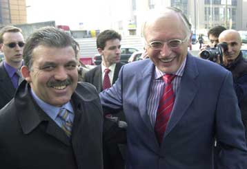 «Ναι» με προϋποθέσεις θα λάβει από τον Φερχόιγκεν η Αγκυρα