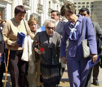 Μνήμες του Σεπτεμβρίου του 1973 με αφορμή την προβολή της ταινίας «Σαλβαδόρ Αλιέντε»