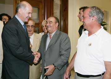 Συναίνεση για την ανάληψη της EXPO 2008 από τη Θεσσαλονίκη υπόσχεται ο Γ.Παπανδρέου