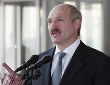 Δημοψήφισμα για διεκδίκηση τρίτης προεδρικής θητείας θα διενεργήσει ο Λουκασένκο