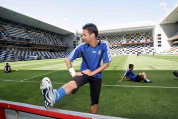 Πρόταση από τη Μεσίνα έχουν Τσιάρτας, Γκώνιας για μονοετή συμβόλαια