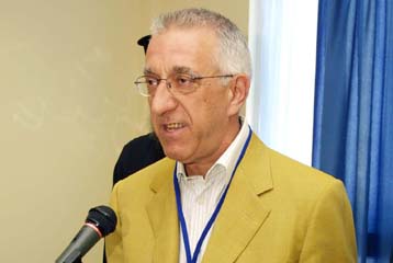 Αντιπαράθεση ΠΑΣΟΚ – κυβέρνησης για τις αλλαγές στις διοικήσεις των νοσοκομείων