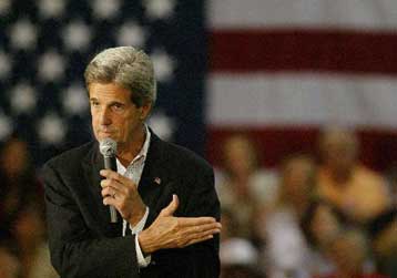 Τον Κέρι θα προτιμούσαν ως πρόεδρο των ΗΠΑ οι 30 στις 35 χώρες
