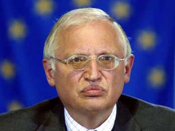 Σκωπτικός ο Φερχόιγκεν για το τουρκικό νομοσχέδιο ποινικοποίησης της μοιχείας