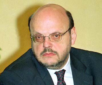 Καλύπτει η κυβέρνηση τους υπουργούς για το θέμα των διορισμών στο Δημόσιο