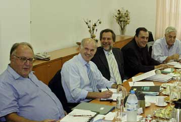 Αναμένουμε από την κυβέρνηση χρονοδιάγραμμα για την οικονομία, τόνισε ο Γ.Παπανδρέου