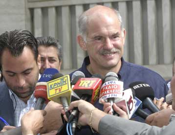 Η οικονομική πολιτική της ΝΔ θα πάει τη χώρα χρόνια πίσω, δηλώνει ο Γ.Παπανδρέου