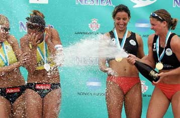 Χρυσό μετάλλιο για Αρβανίτη/Κουτρουμανίδου στο Ευρωπαϊκό μπιτς βόλεϊ