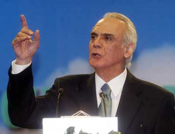 Όλοι χρειάζονται στο ΠΑΣΟΚ, δηλώνει ο Ακης Τσοχατζόπουλος