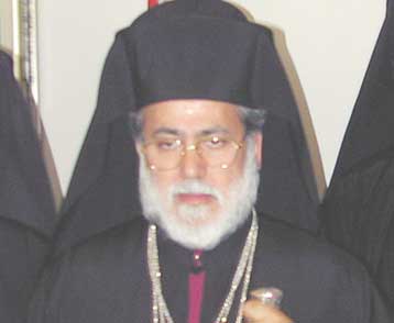 Σε λαϊκό προσκύνημα το σκήνωμα του Πατριάρχη Αλεξανδρείας Πέτρου