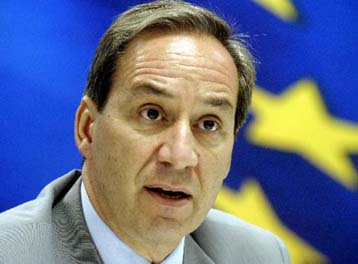 Ήπια η δημοσιονομική πολιτική με τριετή ορίζοντα, λέει ο Γ.Αλογοσκούφης