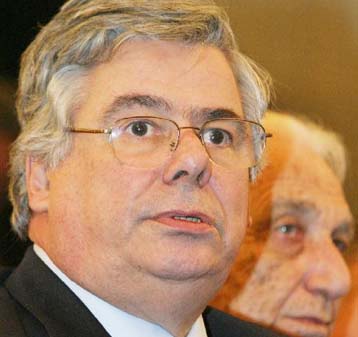 Για την υπόθεση της ΔΕΚΑ κατέθεσε ο Μιλτιάδης Έβερτ