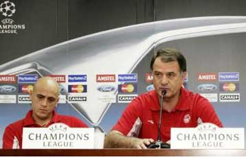 Αποφασιστικότητα ζήτησε ο Μπάγεβιτς από τους παίκτες του στο Ριαθόρ