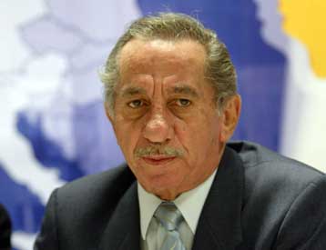 Σάλος στην Κύπρο από τις μυστικές συναντήσεις του Τ.Παπαδόπουλου με τον Σ.Ντενκτάς