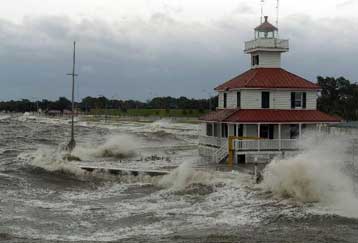 Ο τυφώνας Ιβάν σαρώνει τη Φλόριντα και την Αλαμπάμα