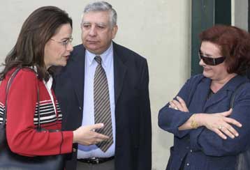 Κόντρα Μ.Γιαννάκου – ΠΑΣΟΚ με αφορμή το μήνυμα για τη νέα σχολική χρονιά