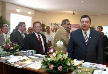 «Θλιβερή» η εικόνα της ελληνικής οικονομίας, λέει ο Γιώργος Καρατζαφέρης