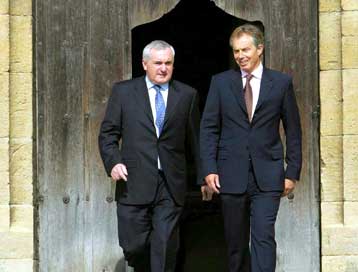 Ακαρπες και οι νέες διαπραγματεύσεις για τη Βόρειο Ιρλανδία