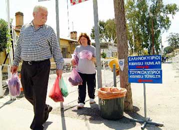 Προειδοποίηση της κυπριακής αστυνομίας για κίνδυνο επεισοδίων από Γκρίζους Λύκους