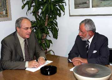 Κριτική στη θέση Χριστόδουλου για «επιστροφή στις ρίζες» και από τον Ν.Κωνσταντόπουλο