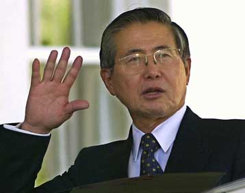 Αποφασισμένος να επιστρέψει στο Περού για τις εκλογές του 2006 δηλώνει ο Φουτζιμόρι