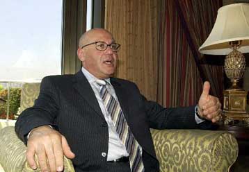 Δεν αποκλείει το ενδεχόμενο υποψηφιότητας για την «προεδρία» του ψευδοκράτους ο Ταλάτ