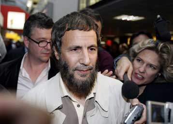 Αντιδρά το Λονδίνο για την απαγόρευση εισόδου στις ΗΠΑ στον πρώην ποπ σταρ Κατ Στίβενς