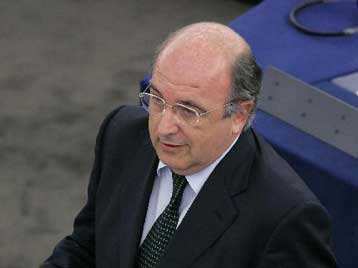 Ελέγχους της Eurostat στα δημοσιονομικά στοιχεία και πριν το 2000 ζητά η Κομισιόν