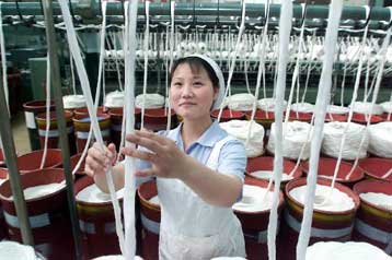 Έξυπνα υφάσματα κάνουν τα ρούχα πιο δροσερά