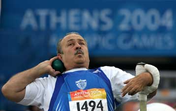 Το χάλκινο μετάλλιο κατέκτησε ο Χρήστος Αγγουράκης στη σφαίρα F53-Τέταρτος ο Βρυώνης