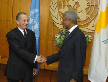 Χωρίς ουσιαστικό αποτέλεσμα συνάντηση Τ.Παπαδόπουλου-Κ.Ανάν στα Ηνωμένα Έθνη