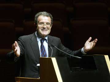 Η απόρριψη του Ευρωσυντάγματος θα είναι μια τραγωδία, δήλωσε ο Ρομάνο Πρόντι