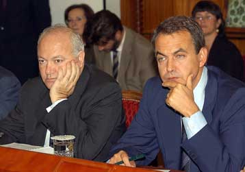 Ενοχλημένη η Μαδρίτη από τα σχόλια Μπους για την αποχώρηση των Ισπανών από το Ιράκ