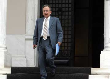 Διέψευσε τα σενάρια ανασχηματισμού ο υπ.Ανάπτυξης μετά τη συνάντηση με τον πρωθυπουργό