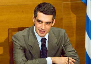 Η κυβέρνηση έχει ανάγκη «συντονιστικού κέντρου» δηλώνει ο Αρης Σπηλιωτόπουλος