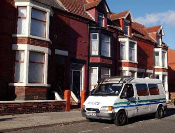 Συνελήφθησαν στο Λονδίνο τέσσερις ύποπτοι για προσπάθεια κατασκευής «βρώμικης βόμβας»