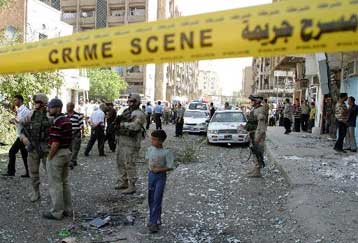 Επιθέσεις αντιστασιακών σε Μοσούλη και Βαγδάτη – Βομβαρδισμοί στο Σαντρ Σίτι