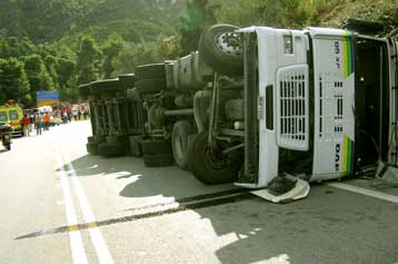 Συνελήφθησαν η ιδιοκτήτρια και ο υπεύθυνος φόρτωσης της μοιραίας νταλίκας