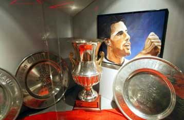 Η Αϊντχόφεν δεν βλέπει άλλο αποτέλεσμα εκτός από τη νίκη, λέει ο Χίντινγκ