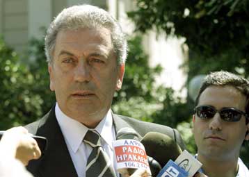 Με επιπλέον έσοδα και νέο κτίριο «προικοδοτείται» το υπουργείο Τουρισμού