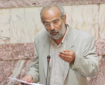 «Λογοκρισία» σε βιβλίο της δ Δημοτικού κατήγγειλε ο Αλέκος Αλαβάνος