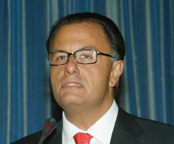 Κόντρα στη Βουλή για την ανεργία κατά τη συζήτηση του σχέδιου δράσης για την απασχόληση